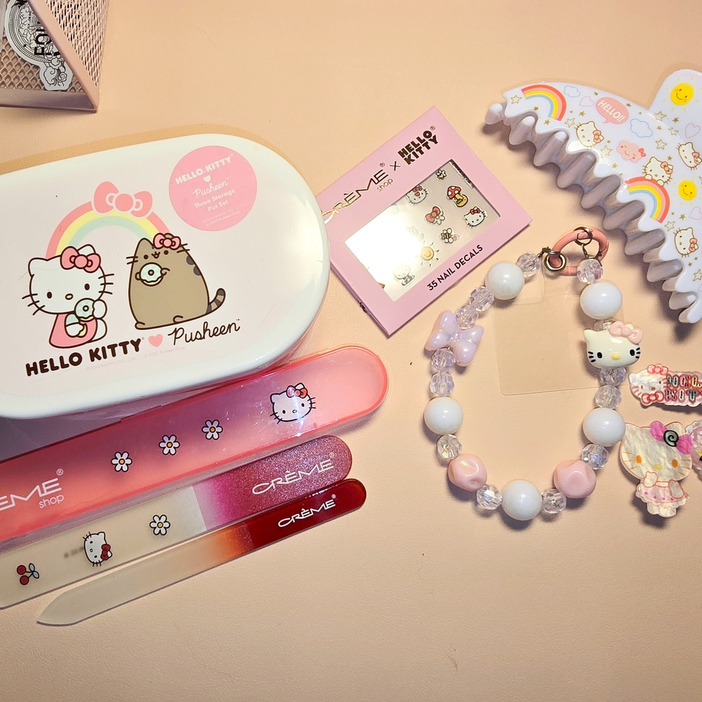 Hello Kitty Skincare and Pusheen Nail Care Set, Cell Phone Wristlet,Lot
